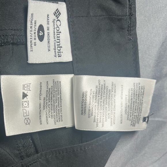 Columbia women’s sz 4 black capris, below knee length - Picture 7 of 13